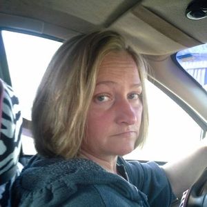 Meet your Posher, Deenita